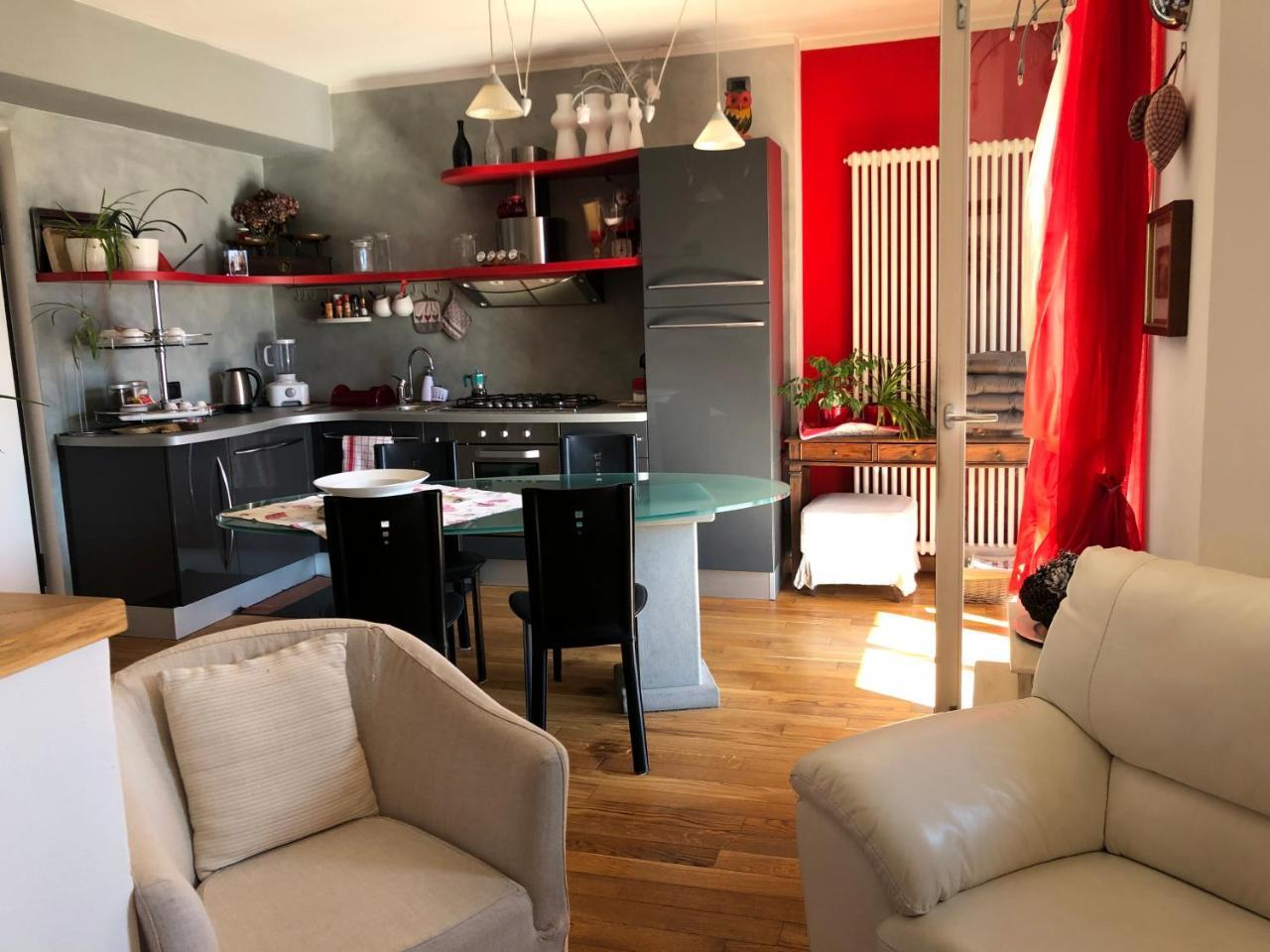 Tremezzina Appartamento Red & Grey 메체그라 외부 사진