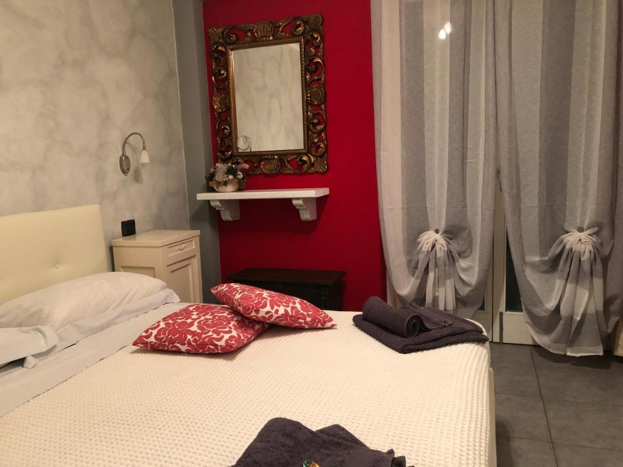 Tremezzina Appartamento Red & Grey 메체그라 외부 사진