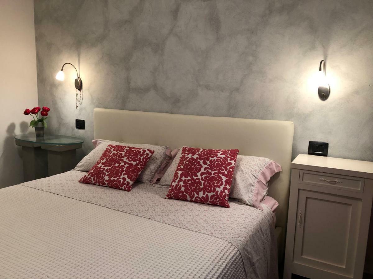 Tremezzina Appartamento Red & Grey 메체그라 외부 사진